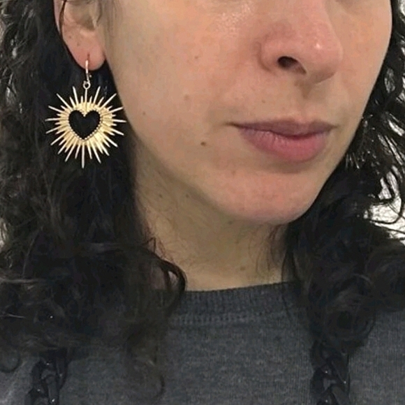 Women's Gold plated hollow heart burst spike punk dangle boho edgy earrings - Picture 9 of 13